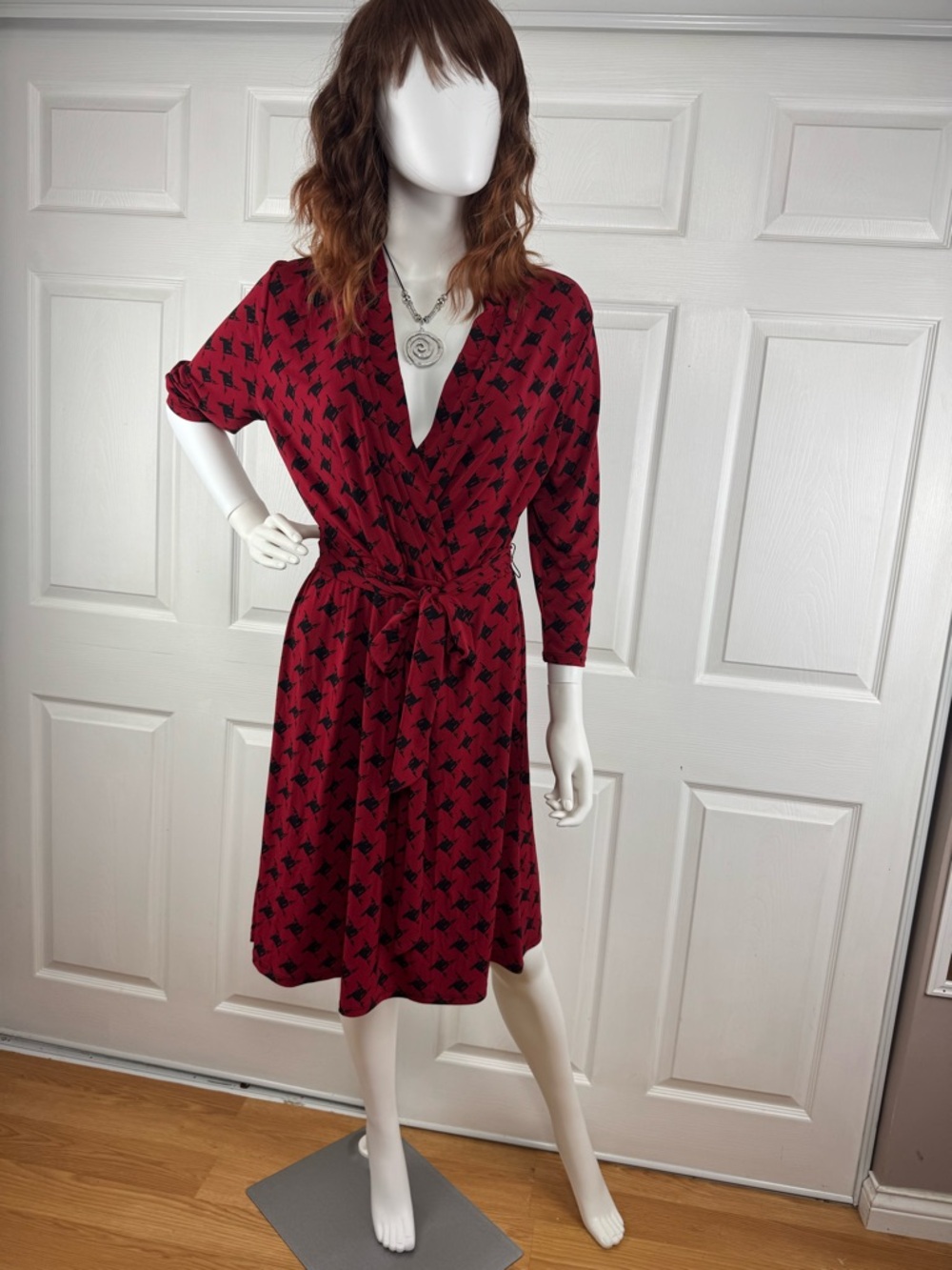 Liz Claiborne Burgundy Midi Dress with Black Geometric Print